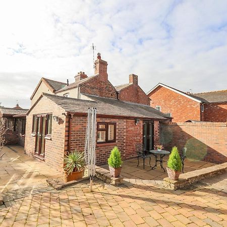 4 Green Farm Cottage Chester Exterior foto